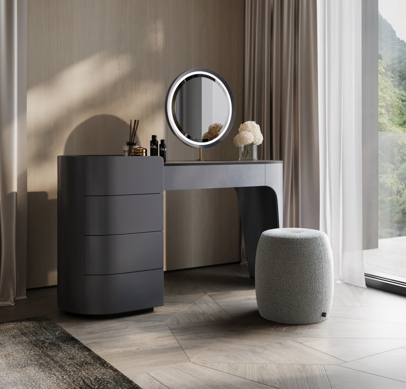 _The aesthetics of a premium table in detail_